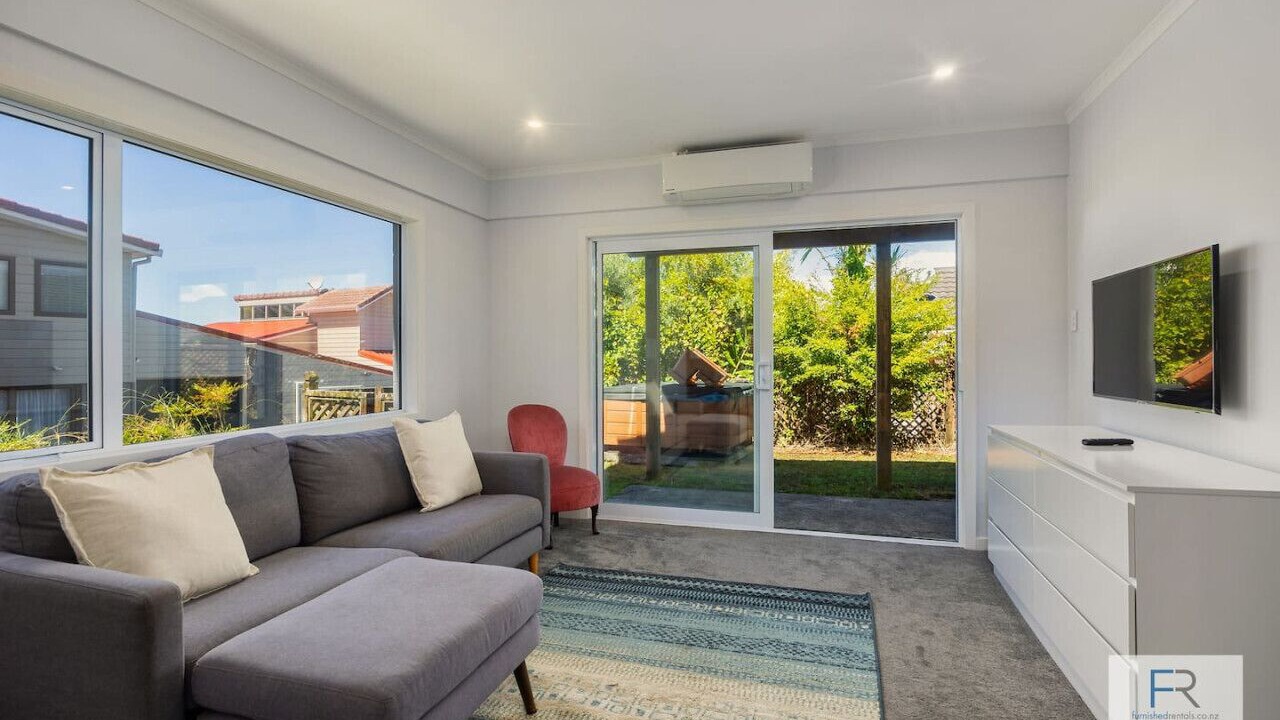 Photo of Others in Browns Bay