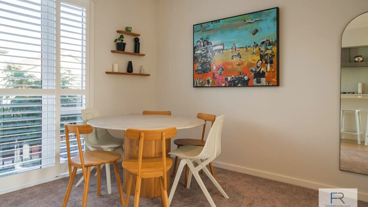 Photo of Others in Parnell