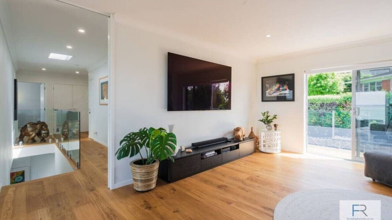 Photo of Others in Castor Bay