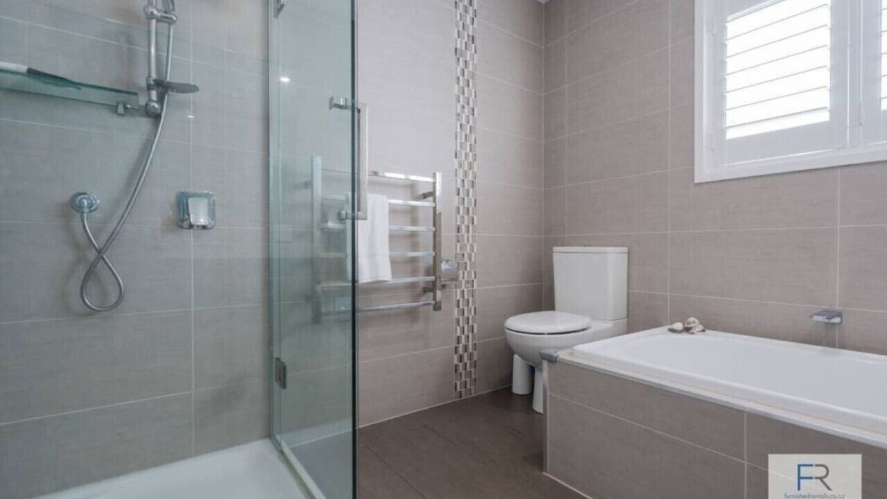 Photo of Others in Castor Bay