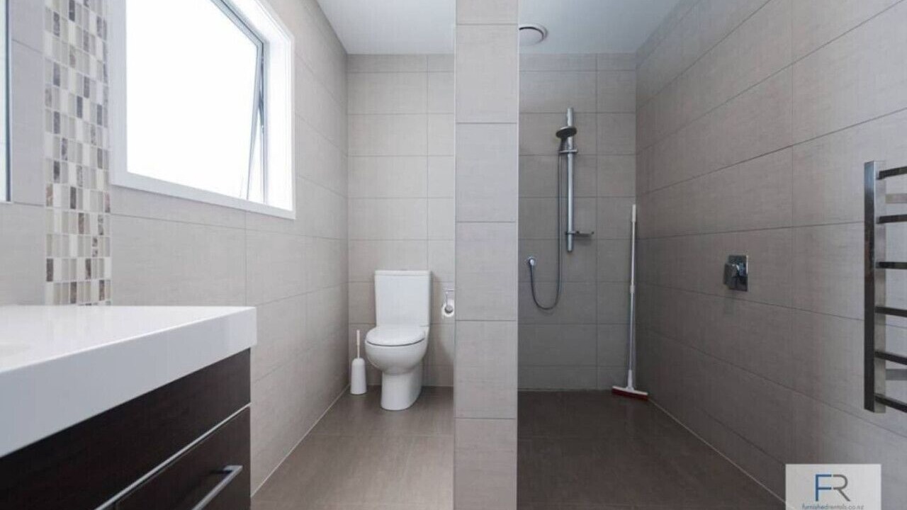 Photo of Others in Castor Bay