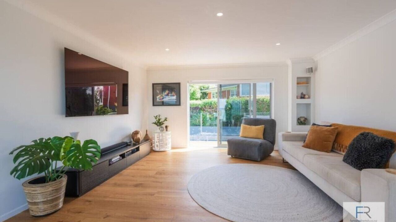 Photo of Others in Castor Bay