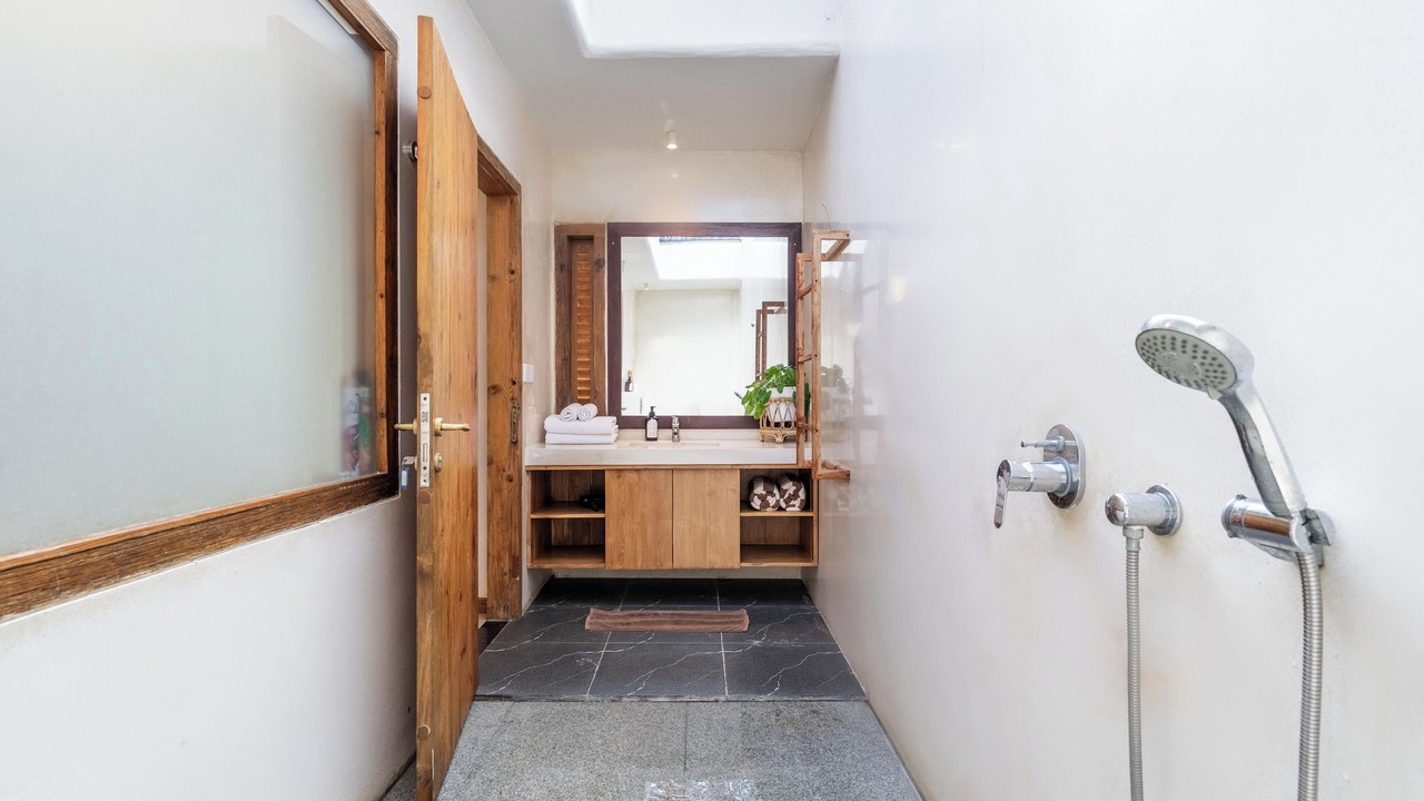 Photo of Bathroom in Pecatu