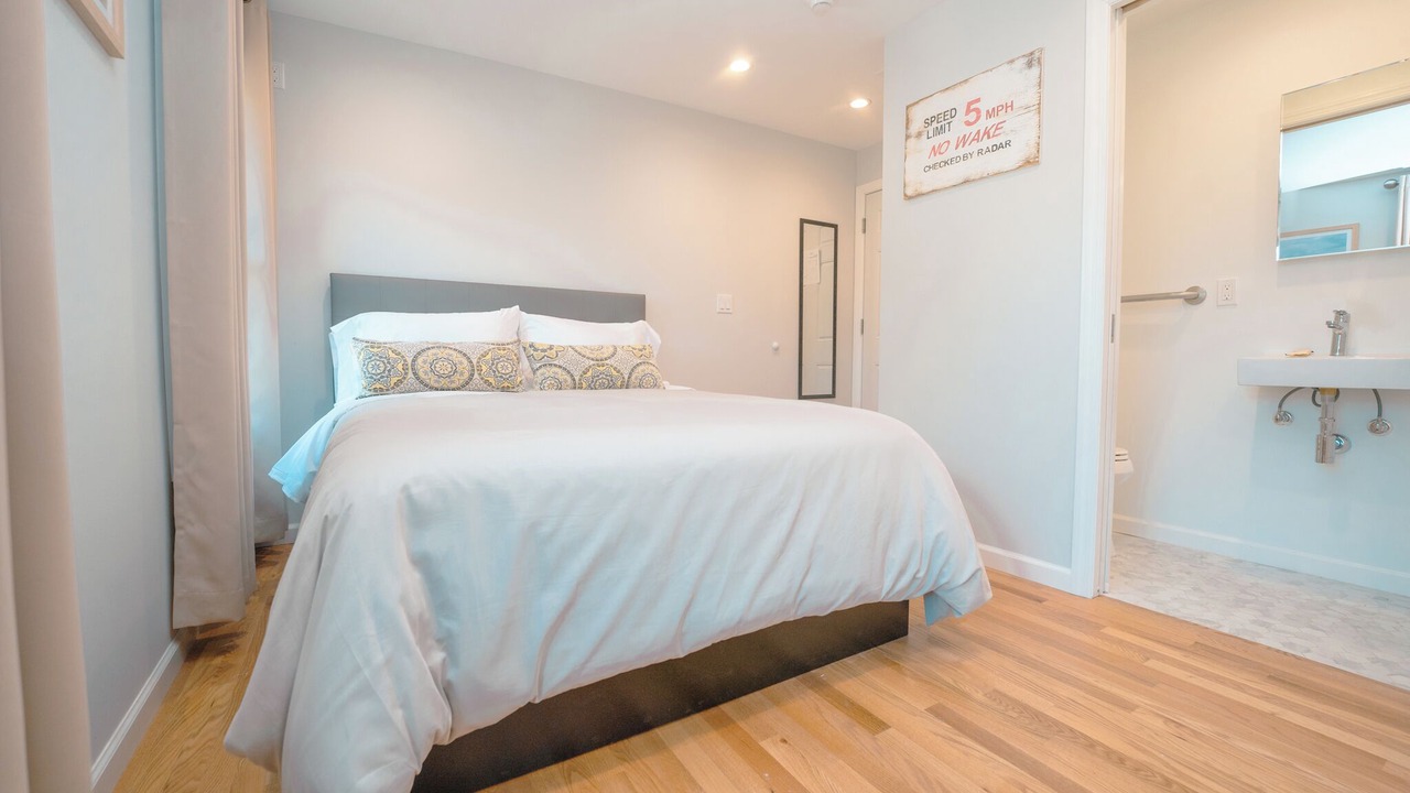 Photo of Bedroom in Hampton Bays