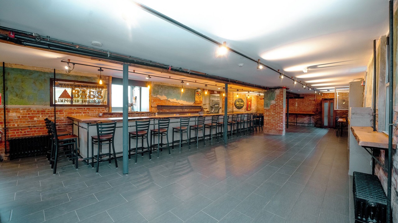 Photo of Others in Hampton Bays