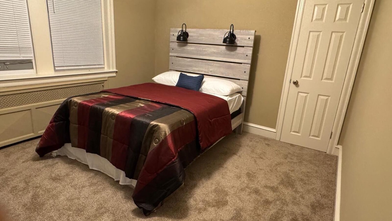 Photo of Others in Yeadon