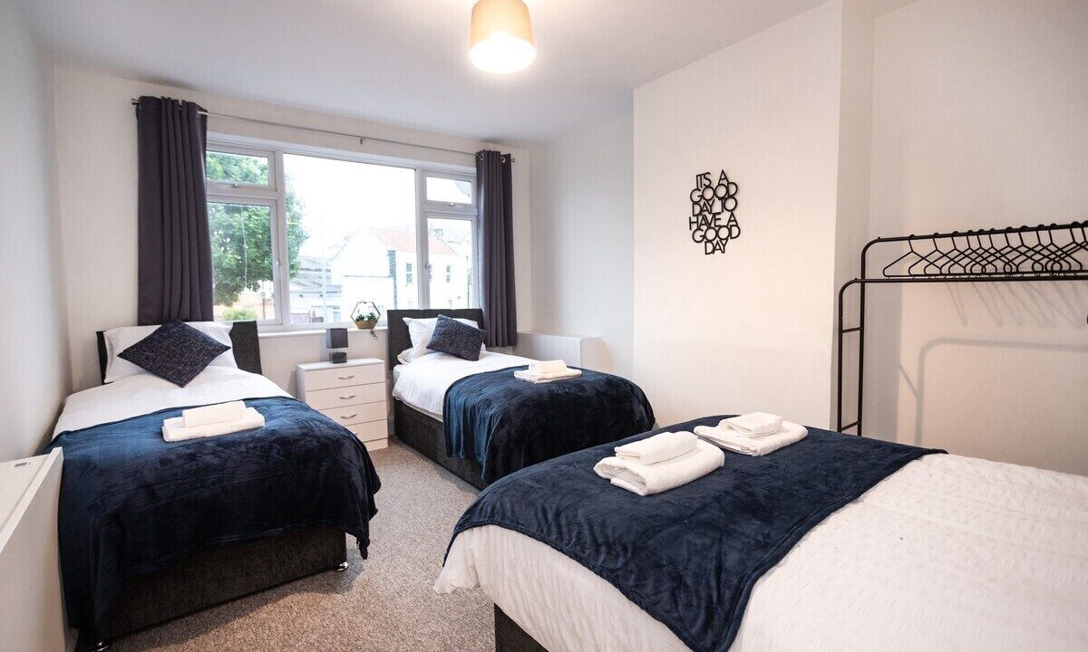 Photo of Others in Staple Hill