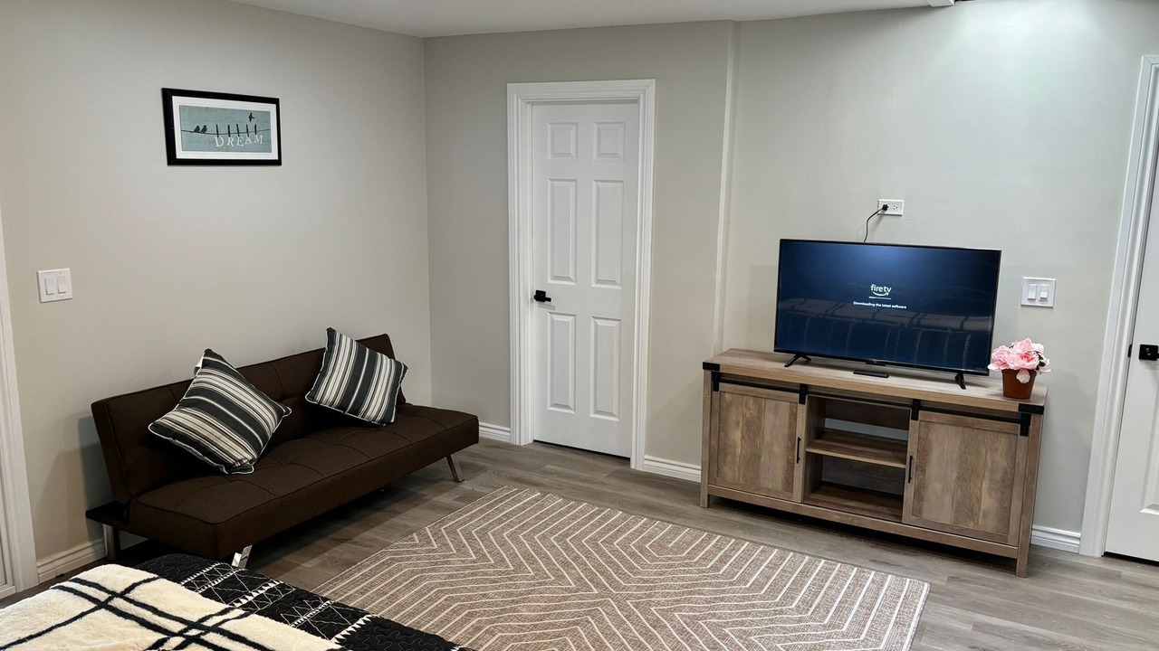 Photo of Livingroom in Rolling Meadows