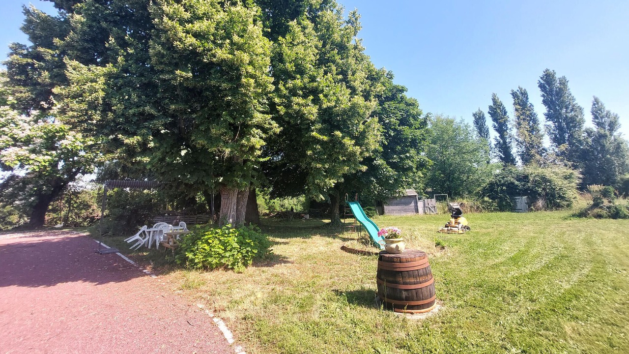 Photo of Outdoor in Allonnes