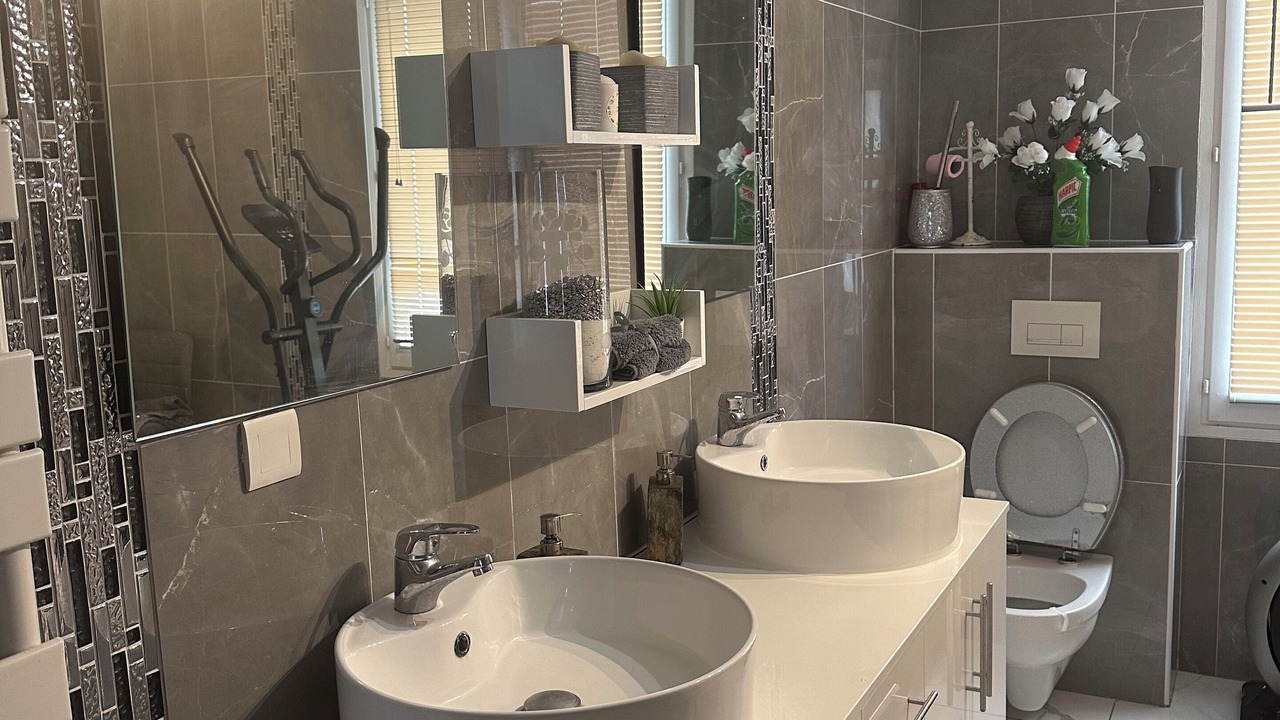 Photo of Others in Jouy-le-Moutier