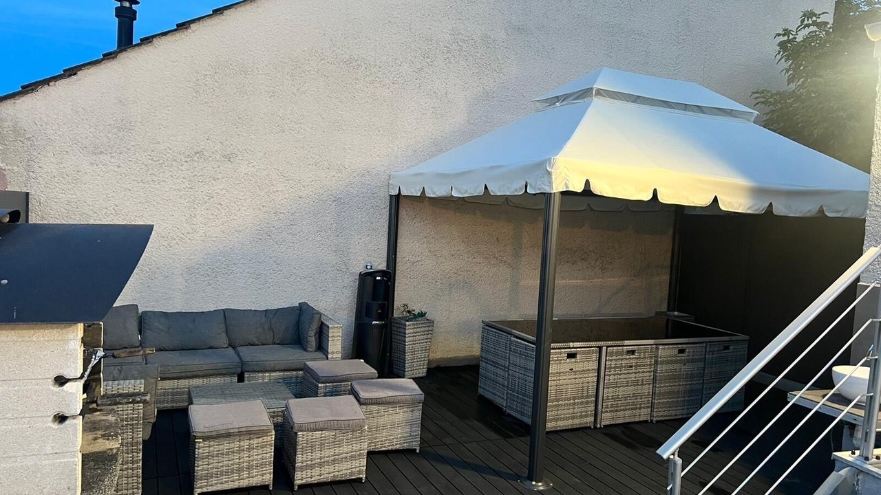 Photo of Outdoor in Jouy-le-Moutier