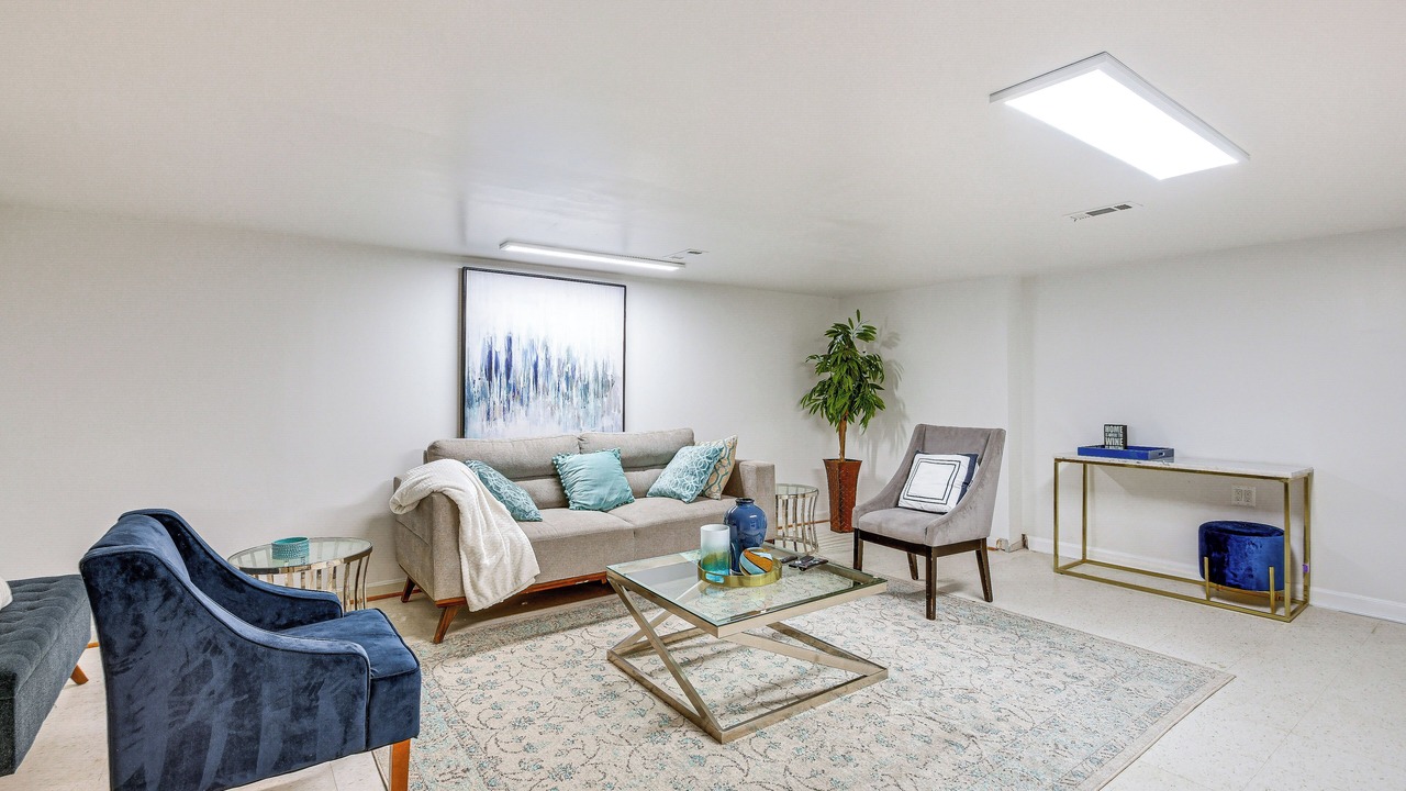 Photo of Livingroom in Colesville