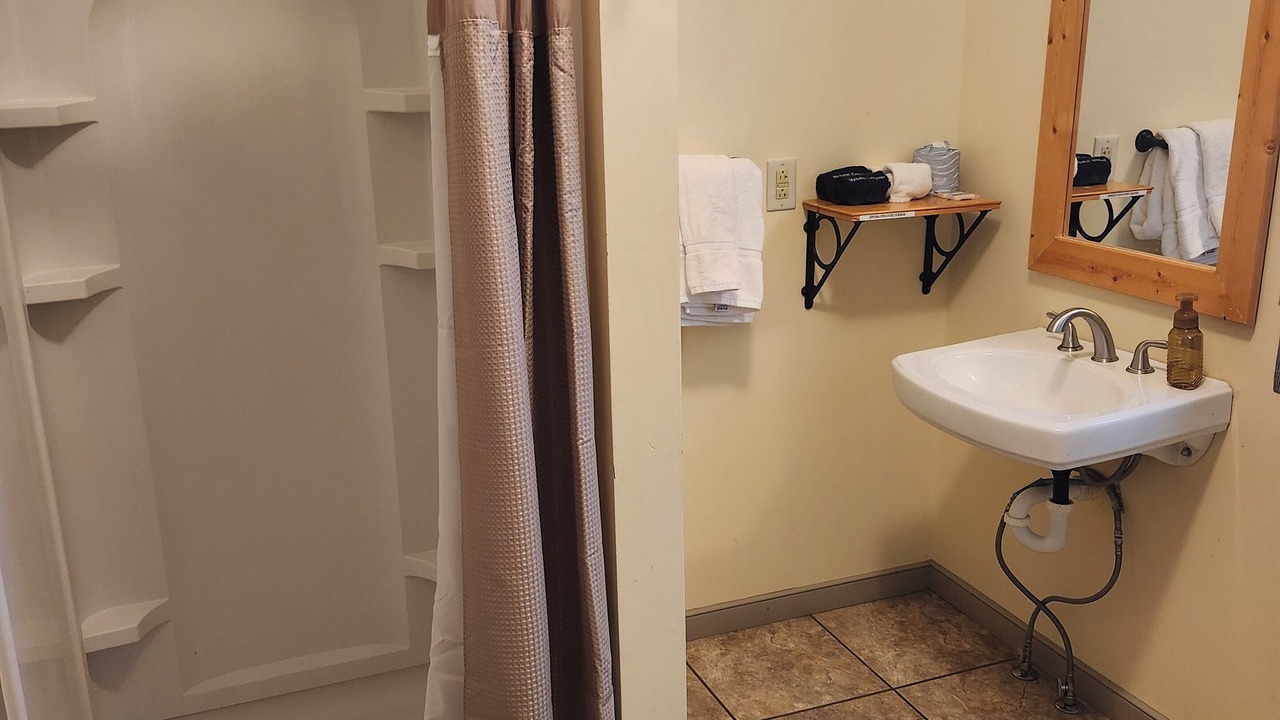 Photo of Others in Kaiser