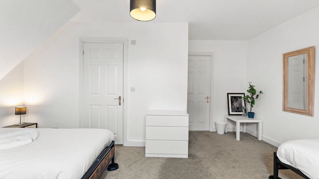 Photo of Others in Staple Hill