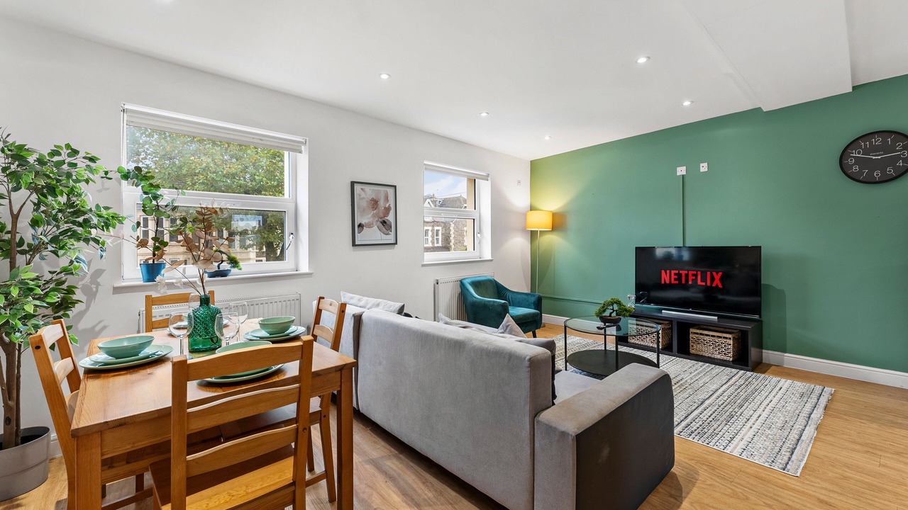 Photo of Others in Staple Hill