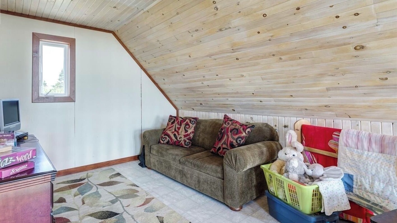 Photo of Livingroom in Terra Nova