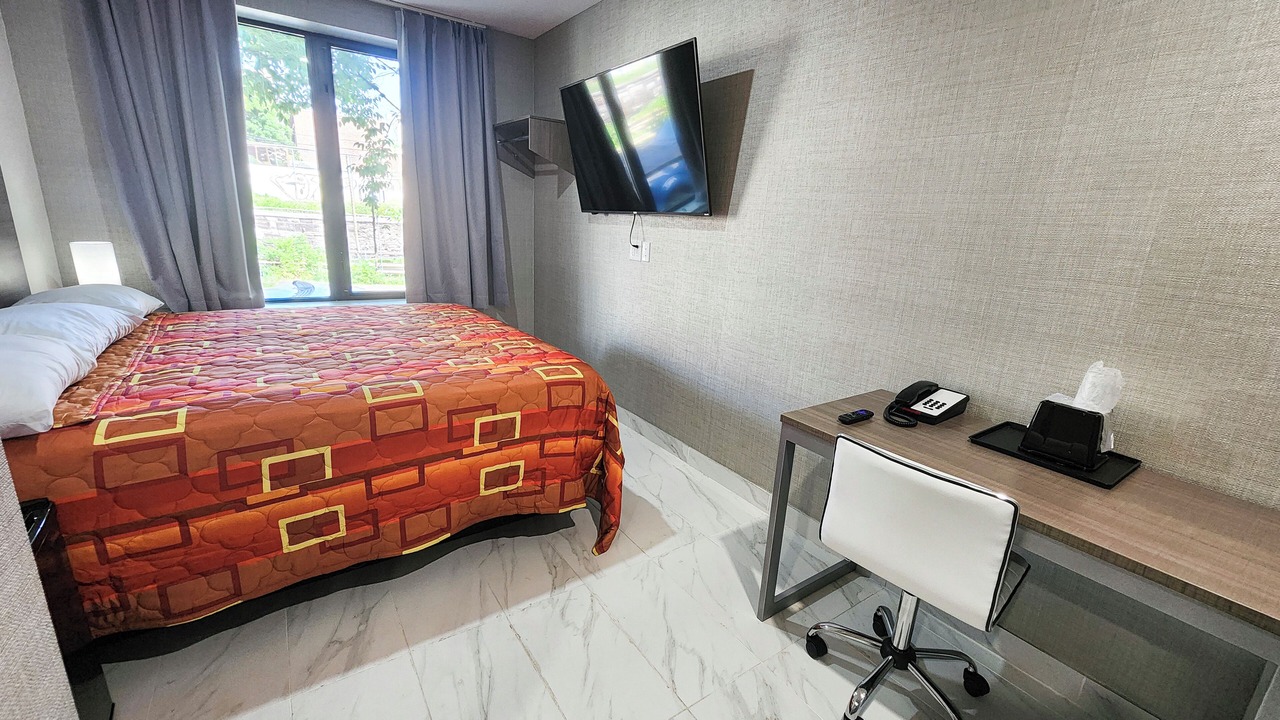 Photo of Others in West Bronx