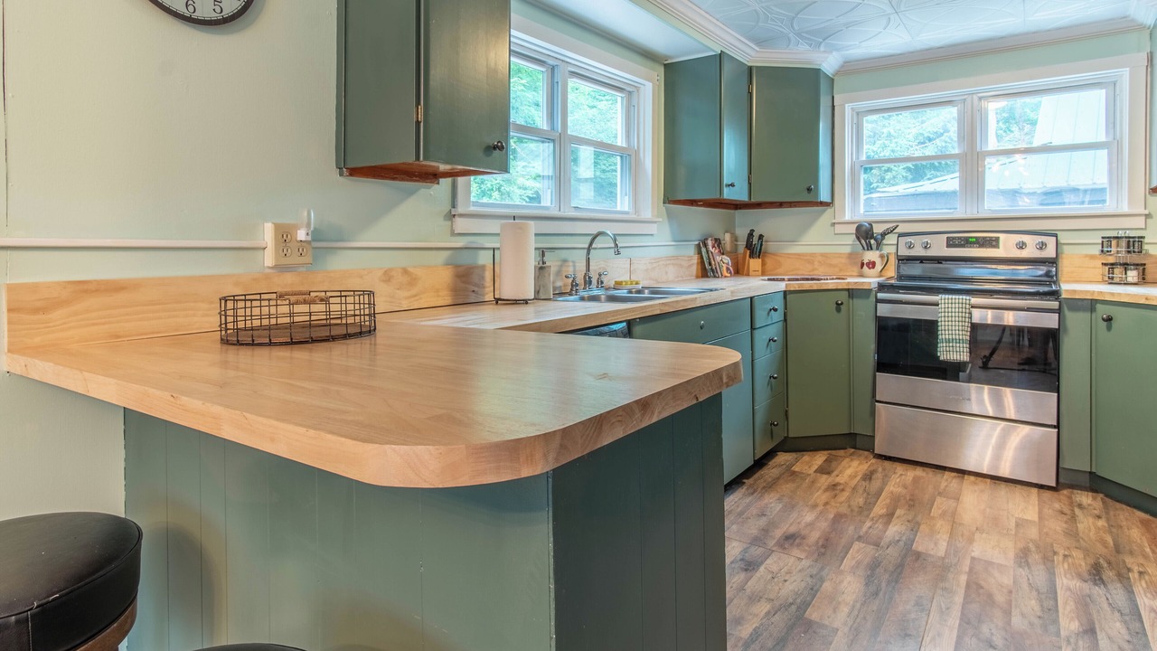 Photo of Kitchen in Star Lake