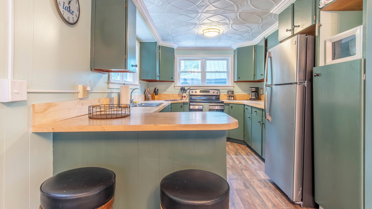 Photo of Kitchen in Star Lake