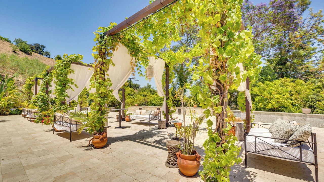 Photo of Outdoor in Sherman Oaks