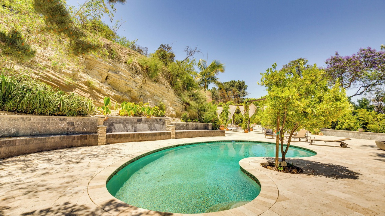 Photo of Outdoor in Sherman Oaks