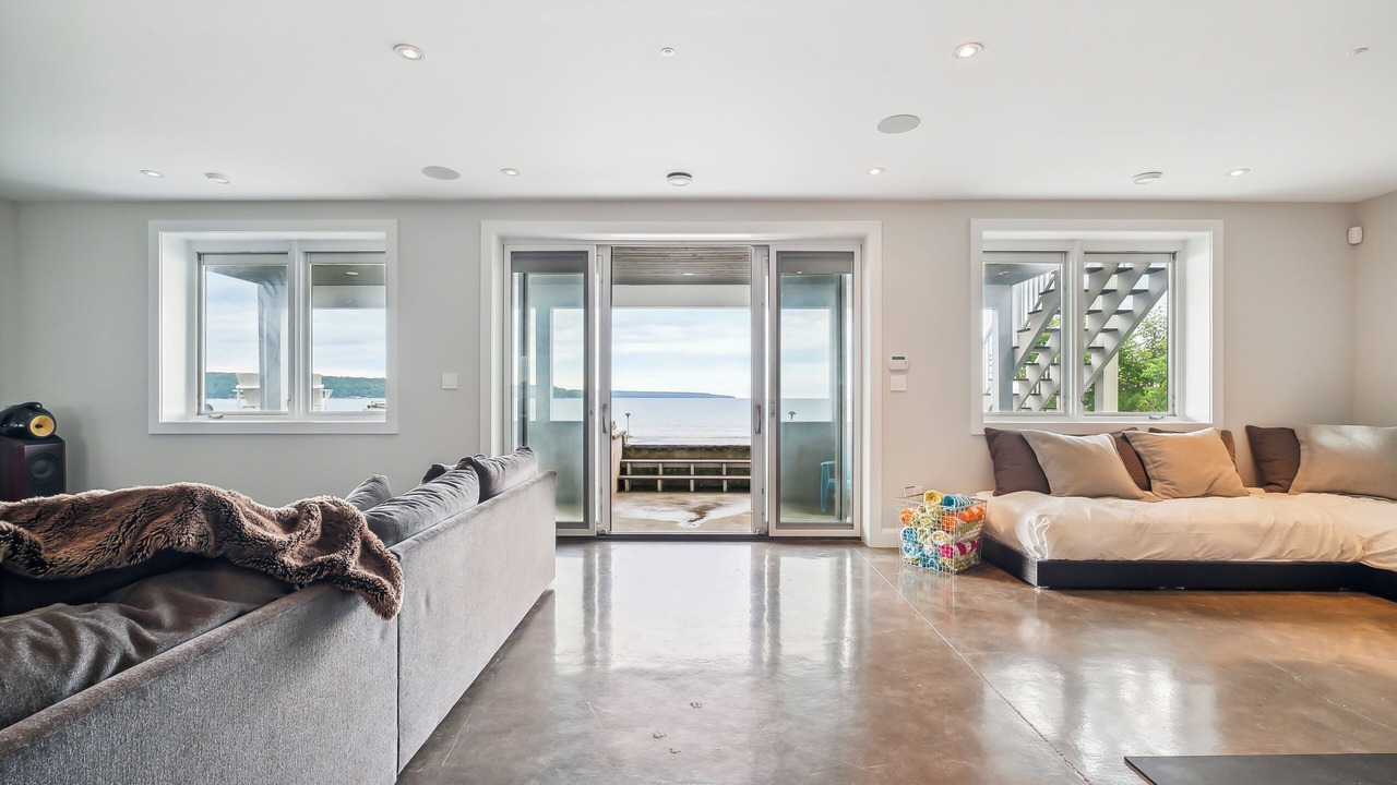 Photo of Livingroom in Lafontaine