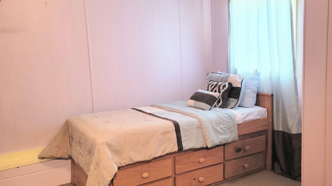 Photo of Others in Perry