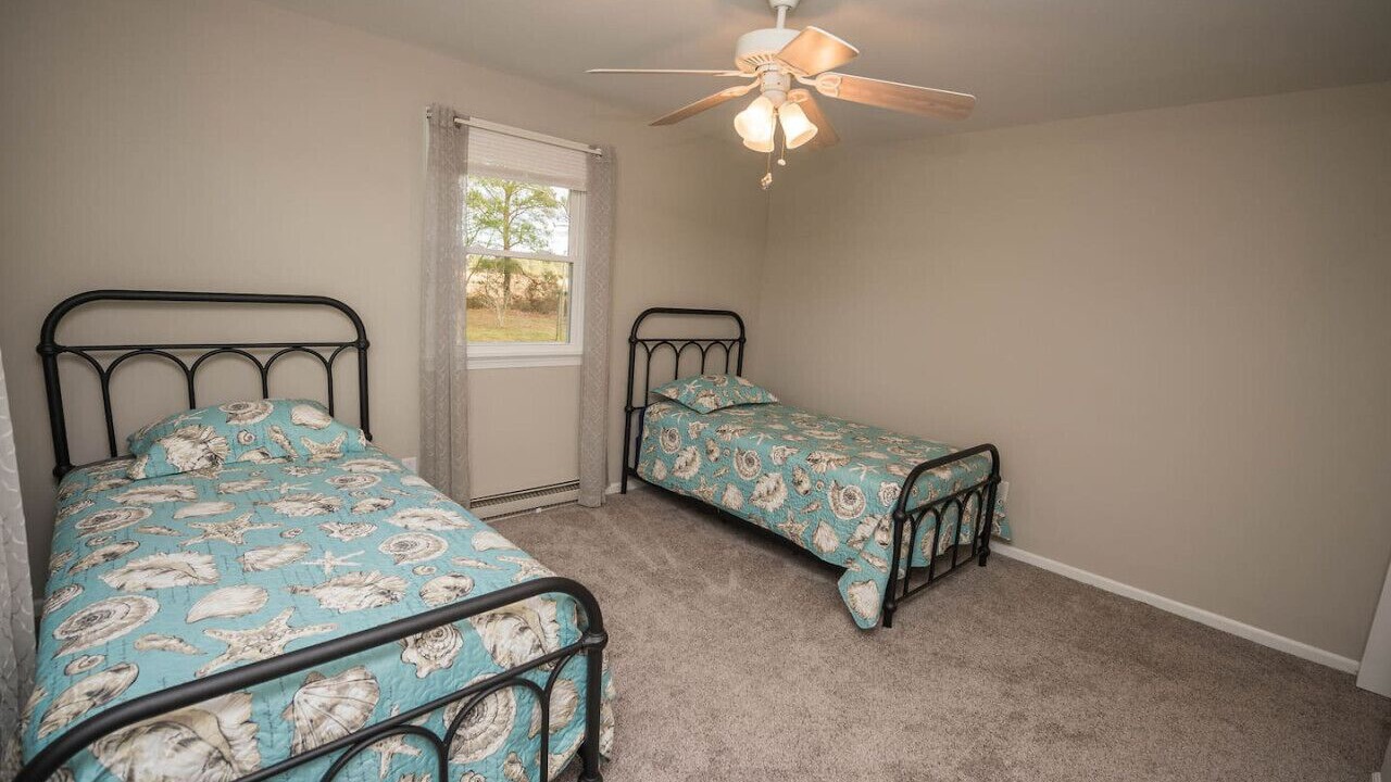 Photo of Others in Allen