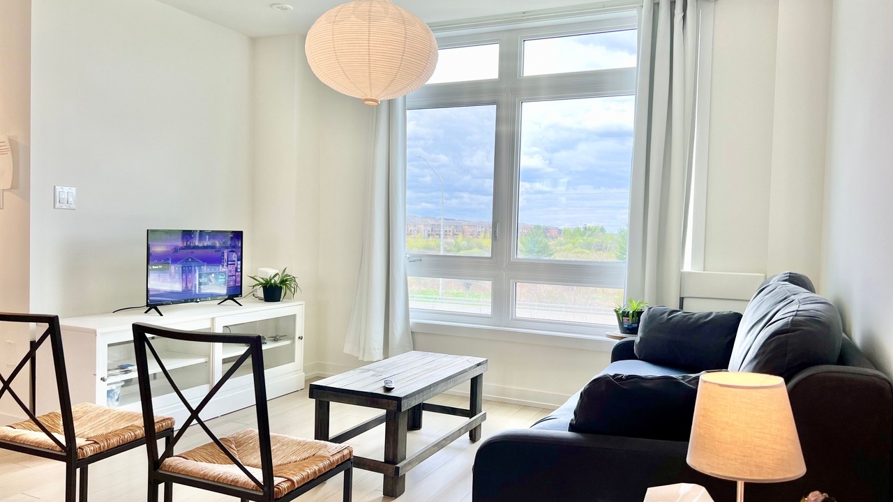 Photo of Livingroom in Richmond Hill