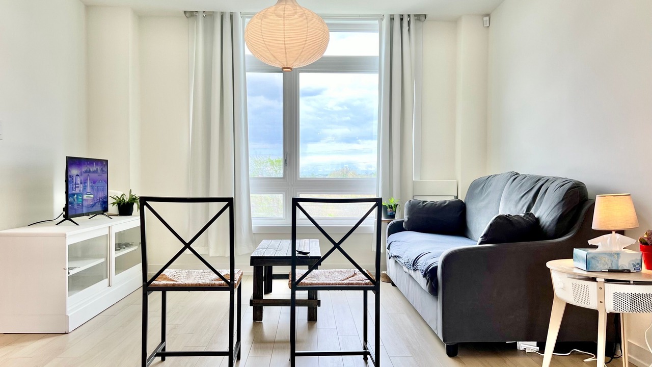 Photo of Livingroom in Richmond Hill
