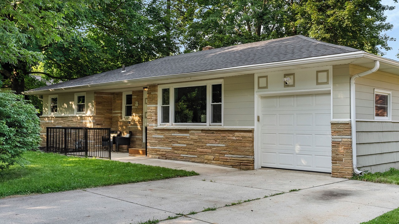 Photo of Outdoor in Cedarburg