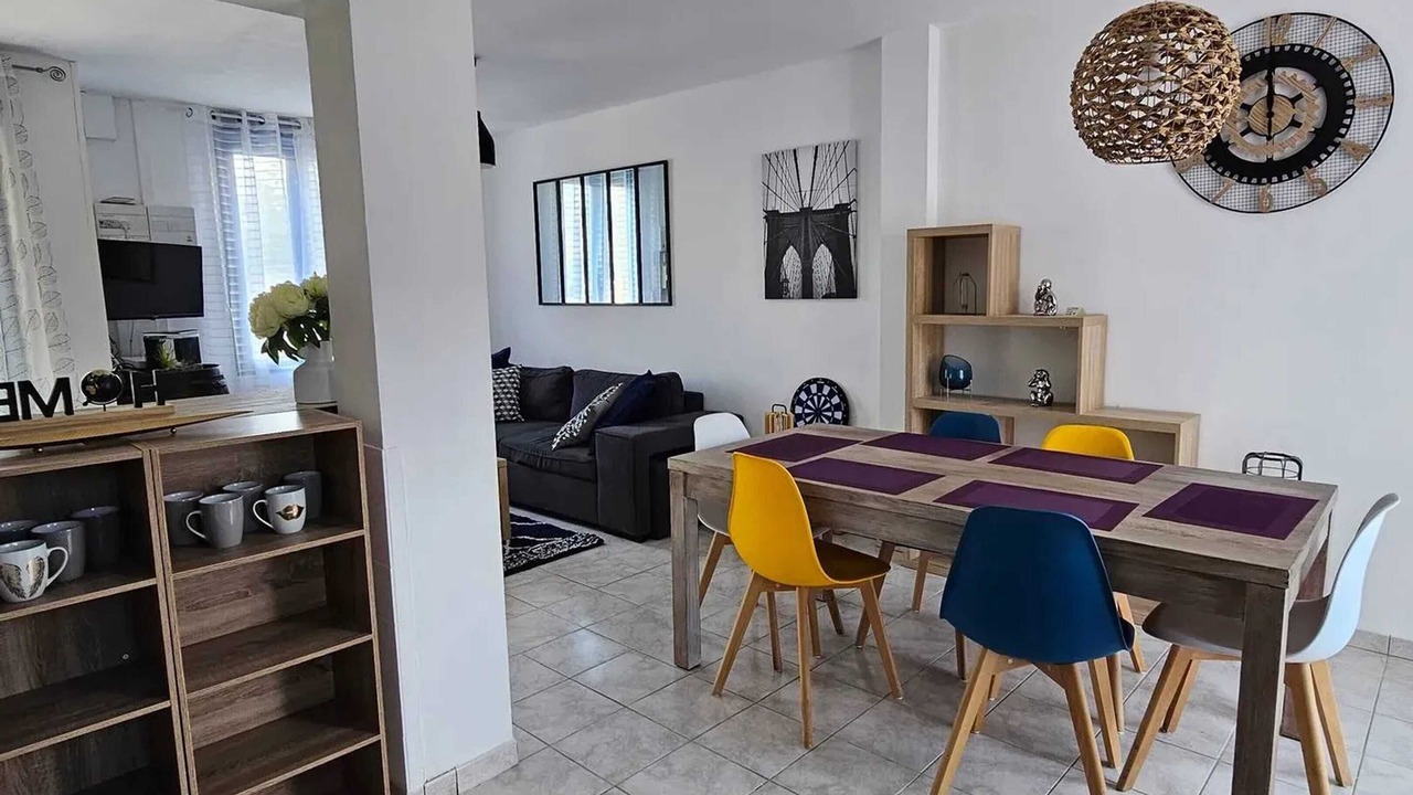 Photo of Others in Saint-Gaultier