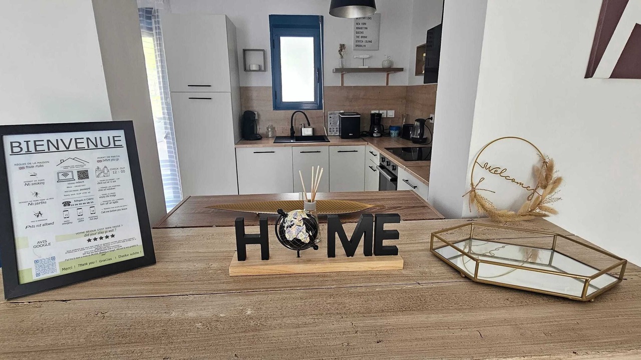 Photo of Others in Saint-Gaultier