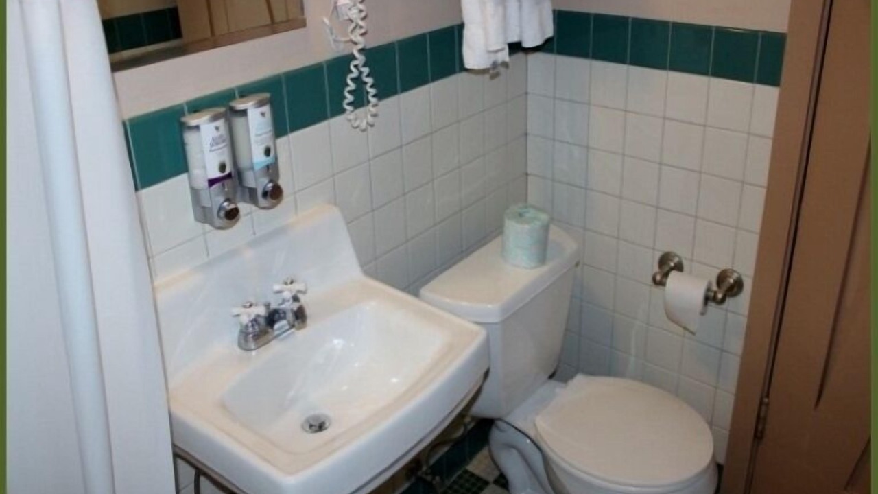 Photo of Bathroom in North Rim
