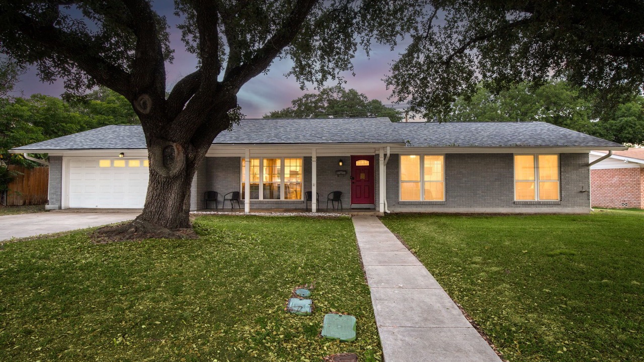 Photo of Outdoor in Shearer Hills - Ridgeview