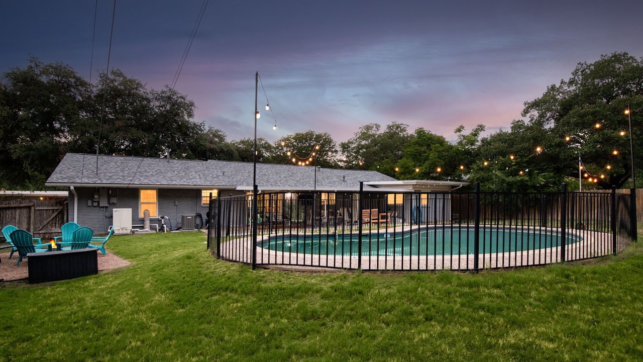 Photo of Outdoor in Shearer Hills - Ridgeview