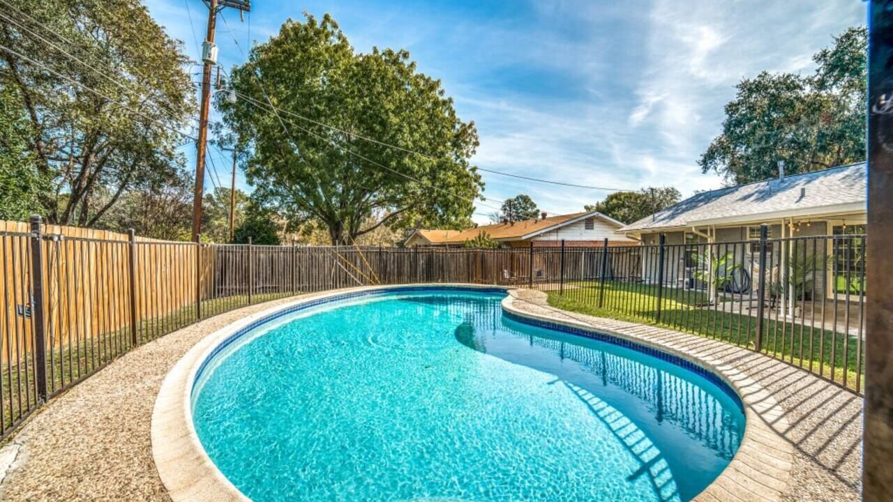 Photo of Outdoor in Shearer Hills - Ridgeview