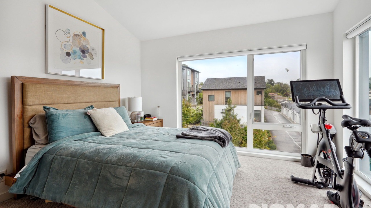 Photo of Others in South Beacon Hill