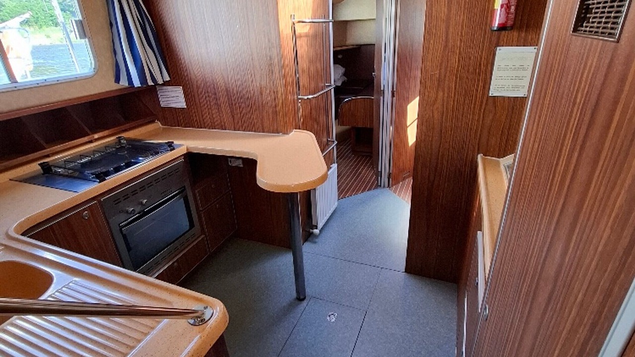 Photo of Others in Chenille-Change