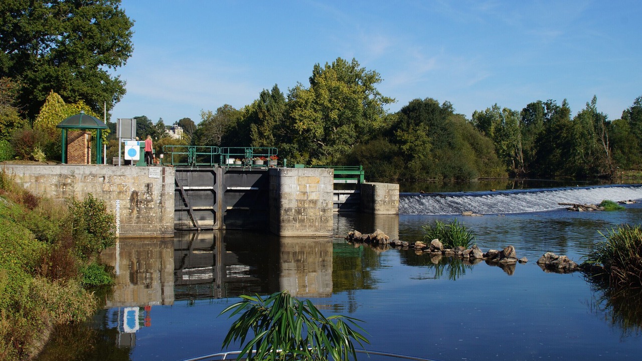 Photo of Outdoor in Chenille-Change