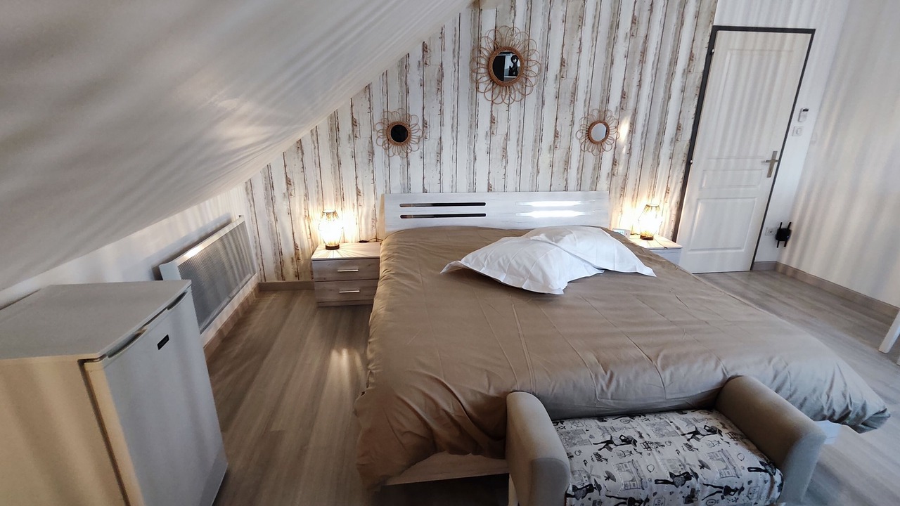 Photo of Bedroom in Autechaux