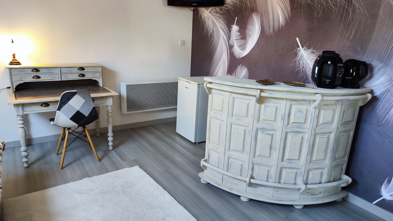 Photo of Bedroom in Autechaux