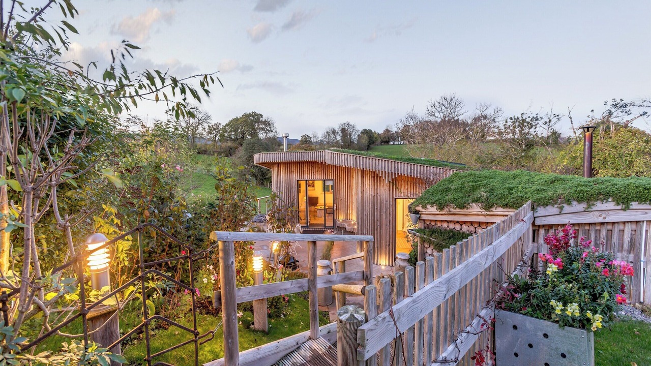 Photo of Outdoor in Moreton