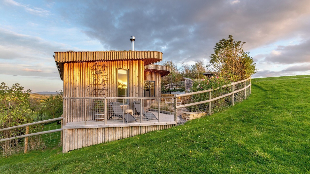 Photo of Outdoor in Moreton