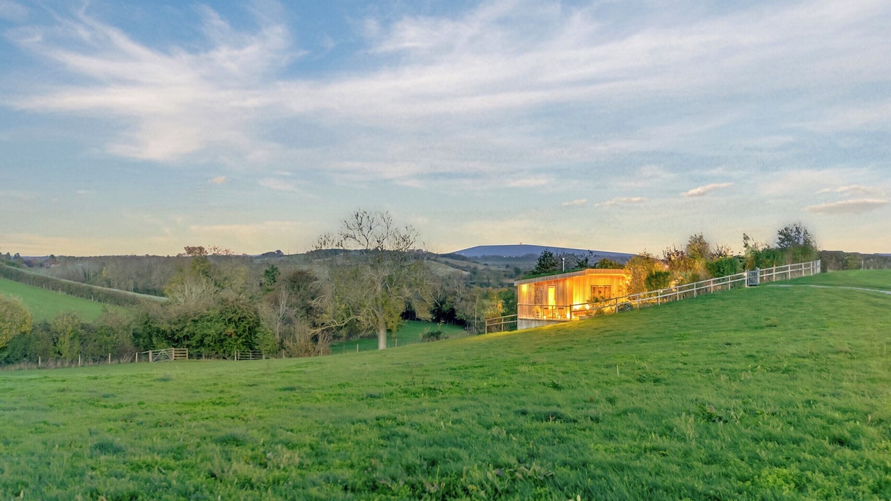 Photo of Outdoor in Moreton