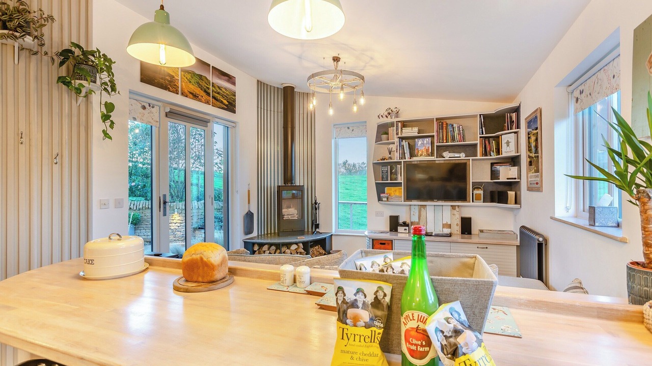 Photo of Others in Moreton