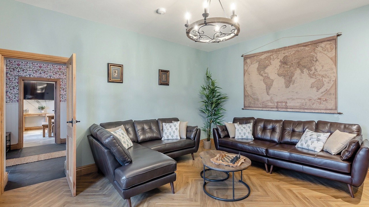 Photo of Livingroom in Llanfor