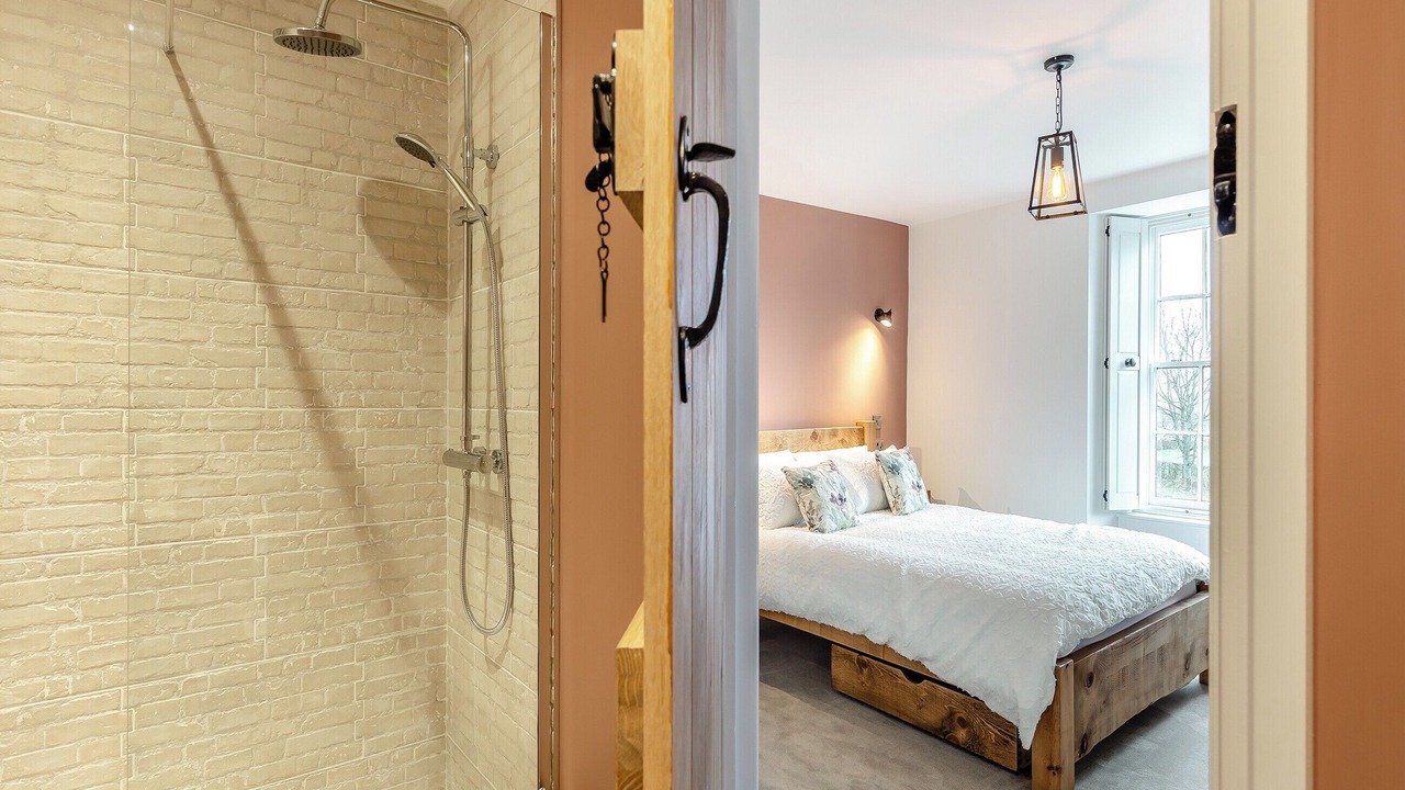 Photo of Others in Llanfor