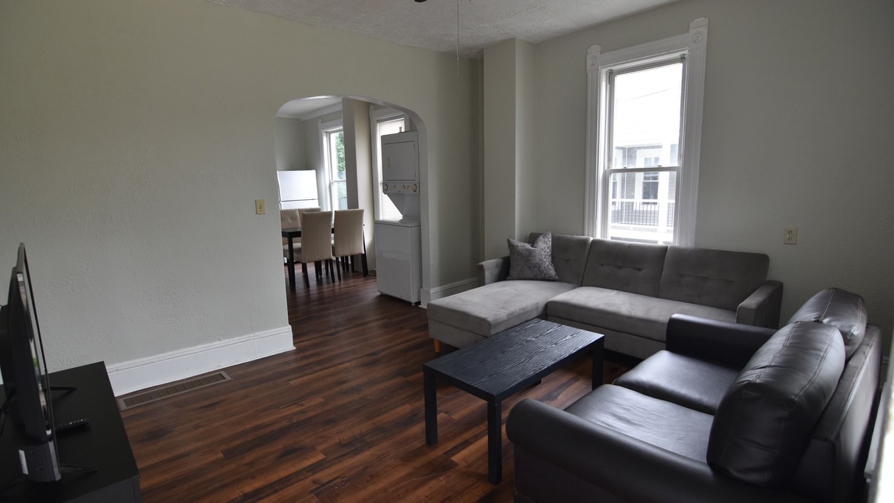 Photo of Livingroom in Cortland