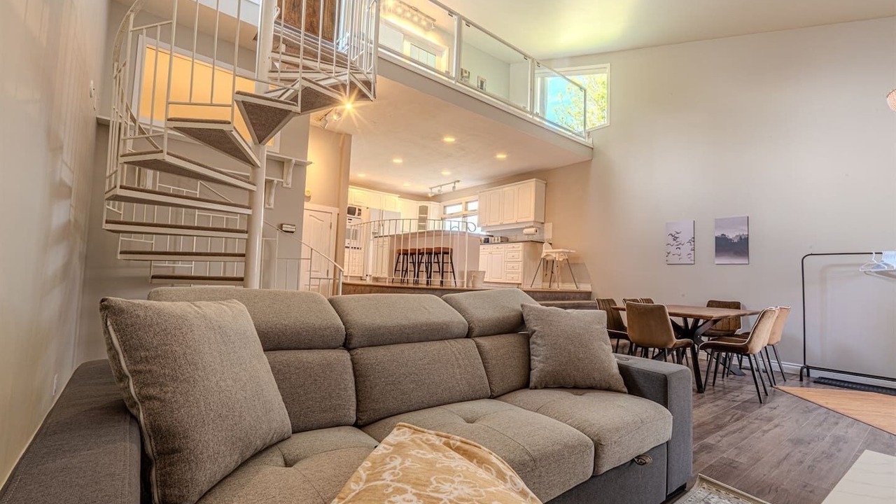 Photo of Others in Crescent Heights